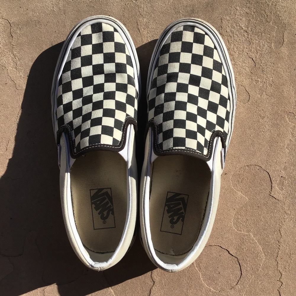 Checkered Vans women’s 10